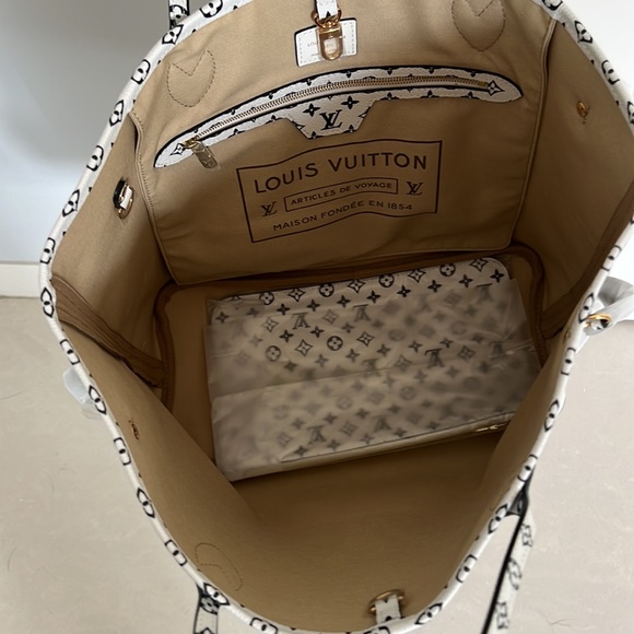 Fashion Tote Bag - Picture 3 of 6